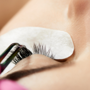 Russian Volume Lash Extensions